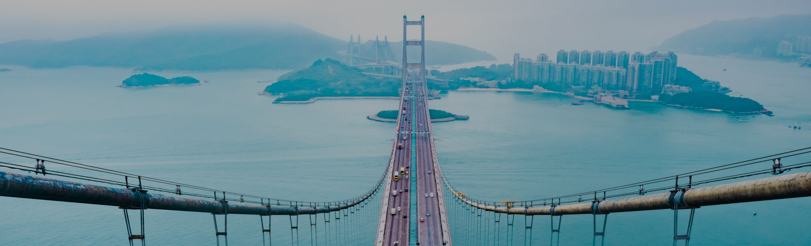 Ponte che mette in comunicazione isole e terraferma.
