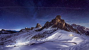 Immagine del Passo di Giau nelle Dolomiti. 